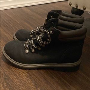 Women’s Snow boots